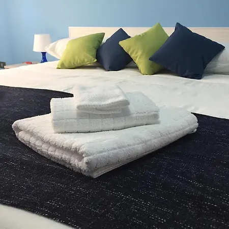 Venice Time 90 בית הארחה