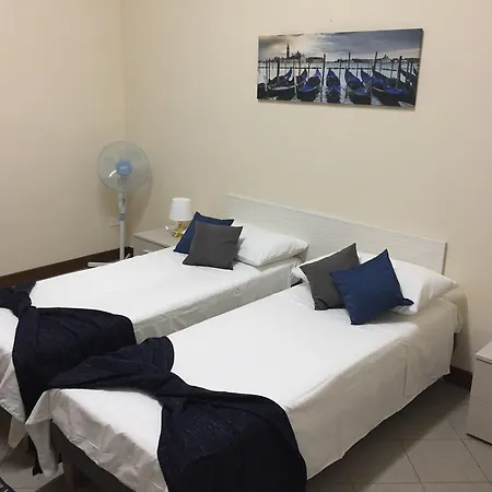 Venice Time 90 מסטרה