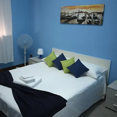 בית הארחה Venice Time 90 3*