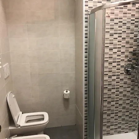 Venice Time 90 בית הארחה 3*